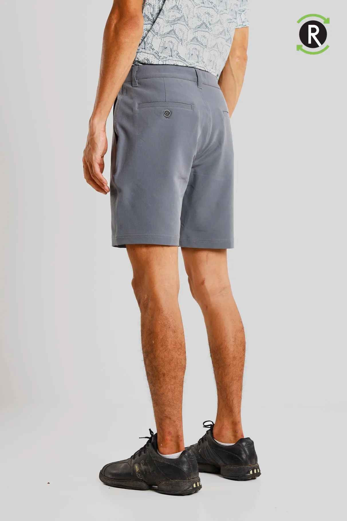 Activewear Short Pants in Quiet Shade
