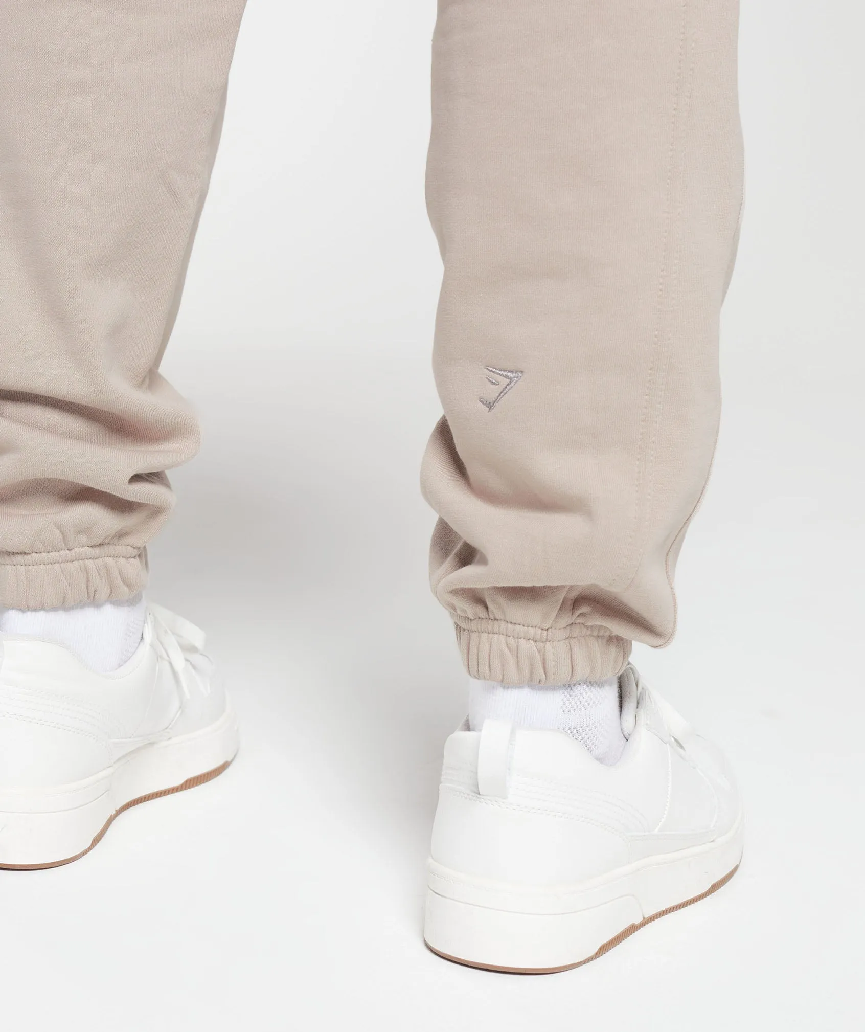 Gymshark Rest Day Essentials Joggers - Stone Pink