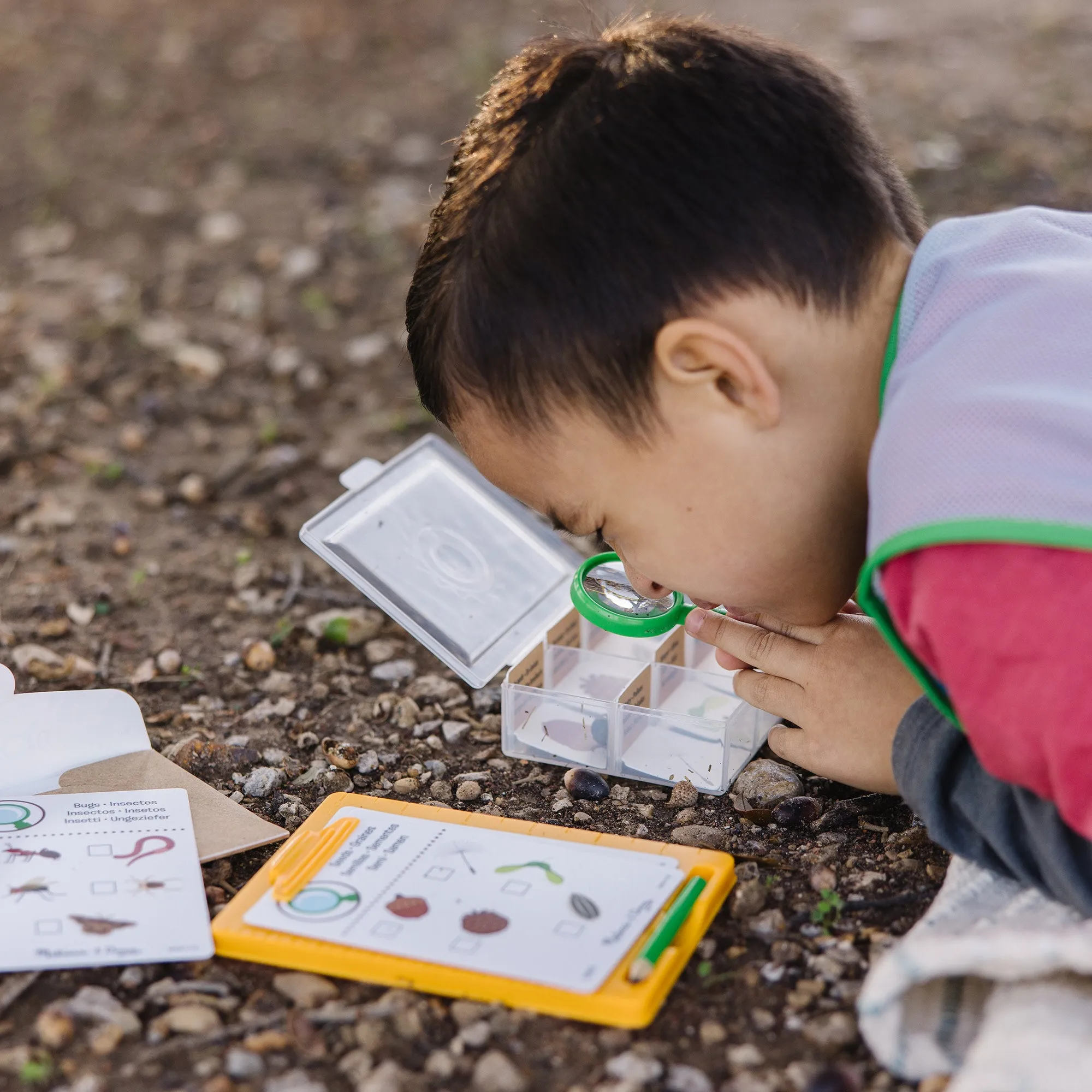 Let’s Explore Naturalist Vest Play Set
