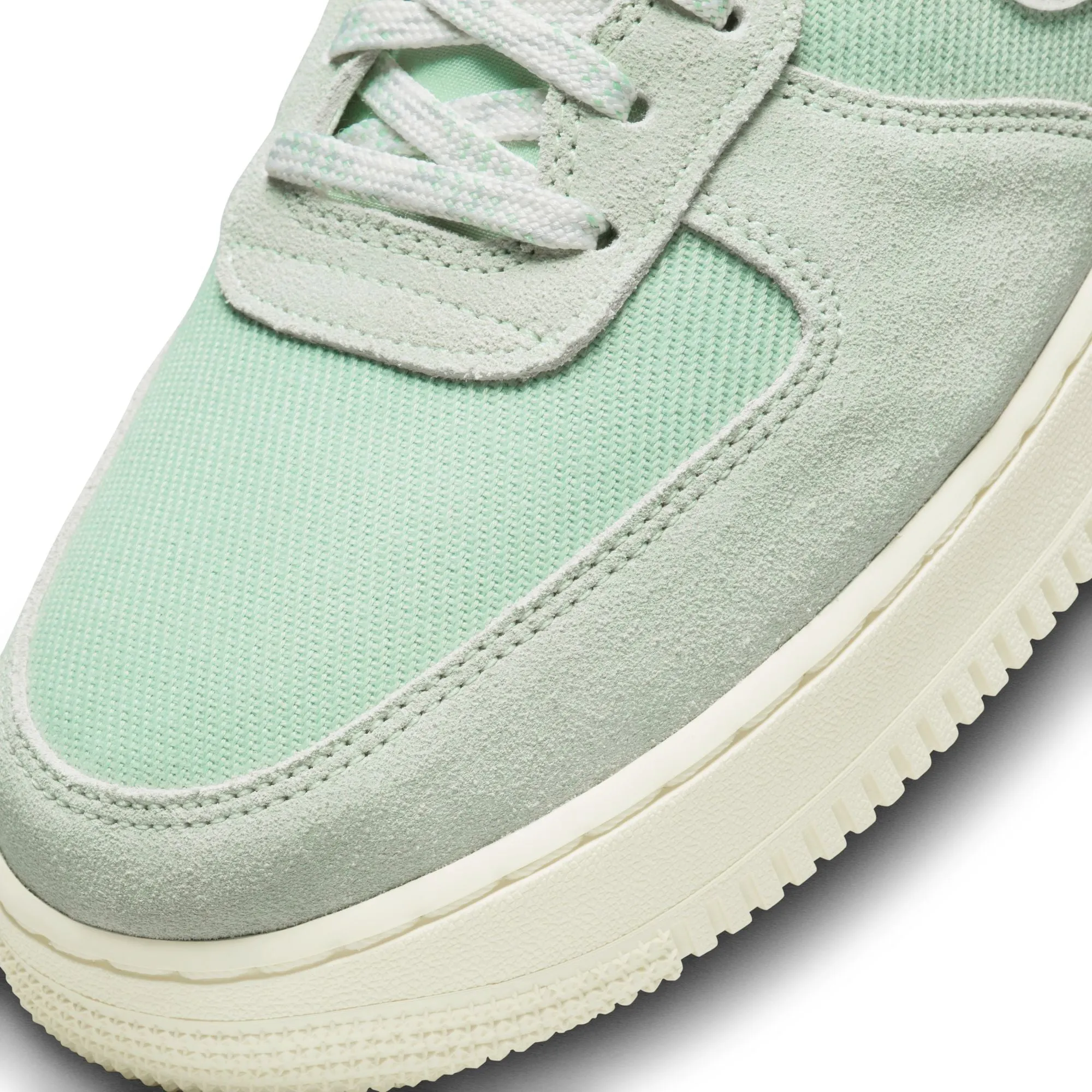 Nike Air Force 1 ‘07 LV8 (Enamel Green/Sail-Enamel Green)