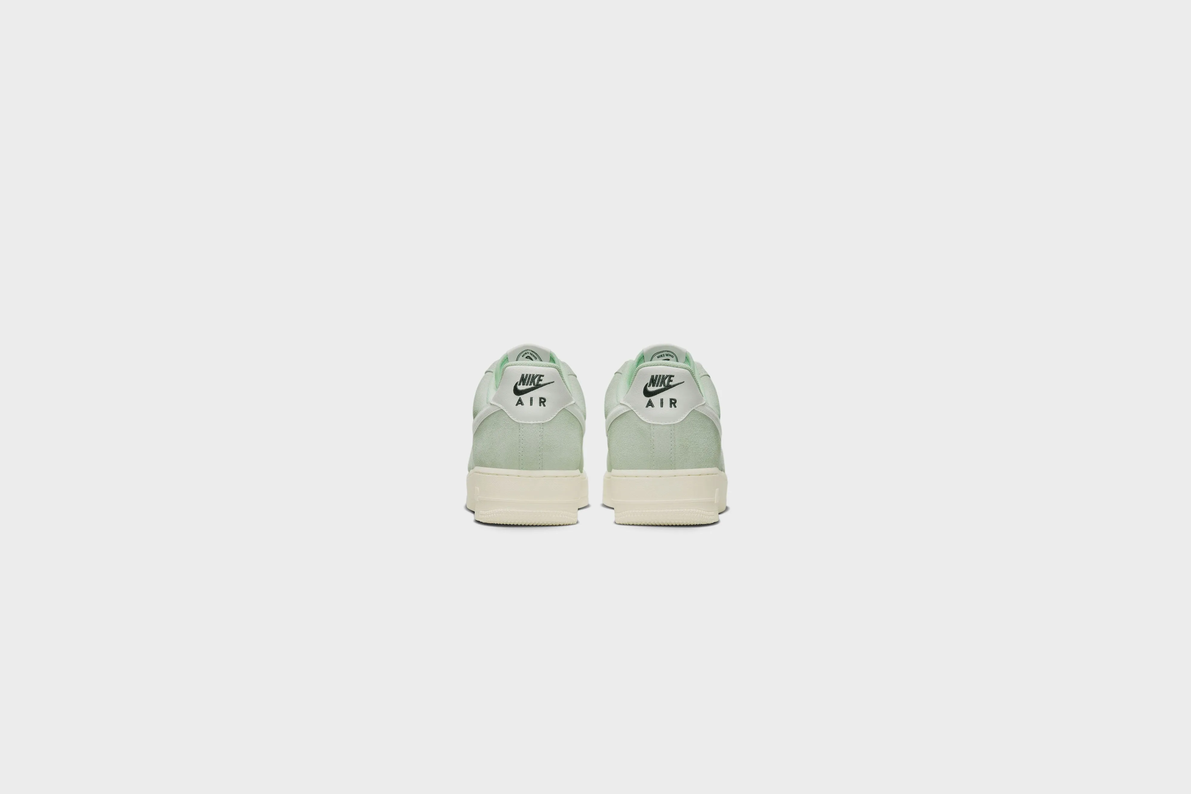 Nike Air Force 1 ‘07 LV8 (Enamel Green/Sail-Enamel Green)