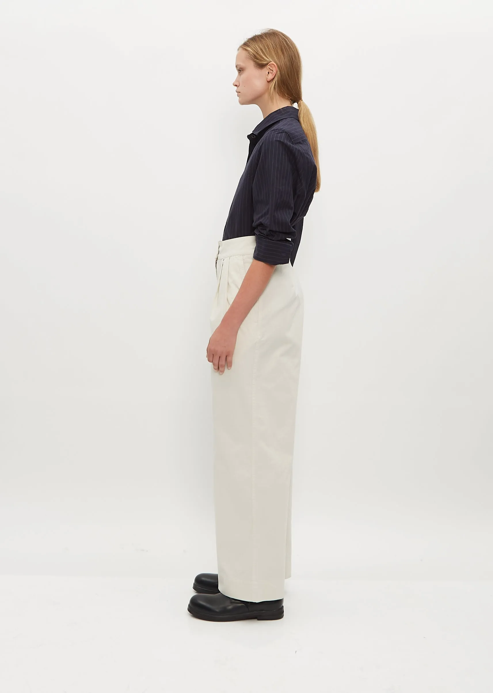 Pleated Wide Leg Trouser — Chalk